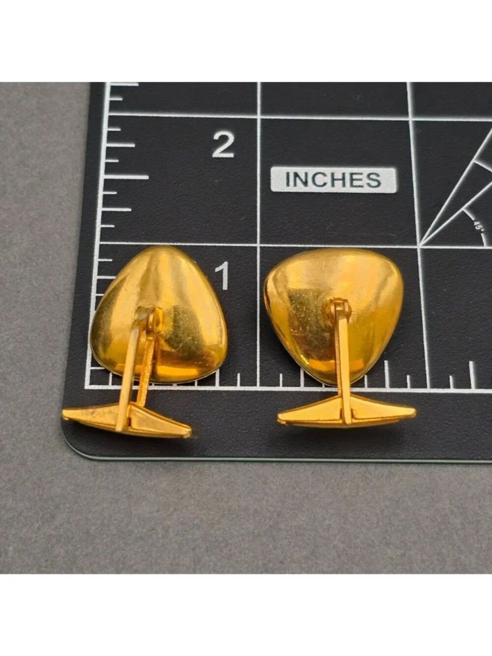 ​Vintage Spanish Damascene Conquistador Cufflinks 24K Gold Inlay Pewter Toledo